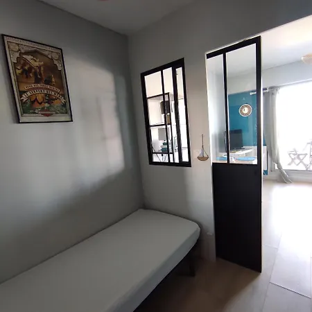 Appartement Le Gallieni, Face Mer, Vous Accueille En Ete Comme En Hiver!