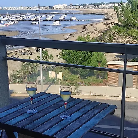 Le Gallieni, Face Mer, Vous Accueille En Ete Comme En Hiver! Appartement *