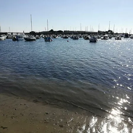 Le Gallieni, Face Mer, Vous Accueille En Ete Comme En Hiver! * Pornichet