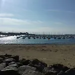 Le Gallieni, Face Mer, Vous Accueille En Ete Comme En Hiver! *