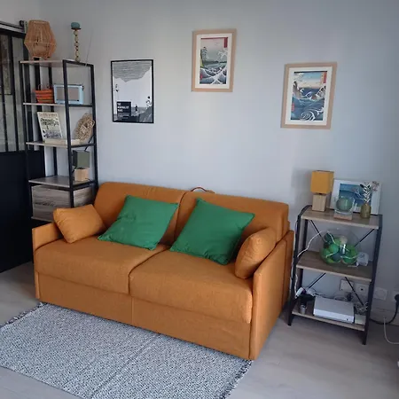 Le Gallieni, Face Mer, Vous Accueille En Ete Comme En Hiver! *