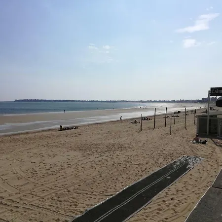 Le Gallieni, Face Mer, Vous Accueille En Ete Comme En Hiver! Apartament *