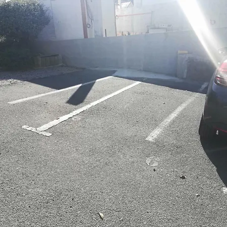 Le Gallieni, Face Mer, Vous Accueille En Ete Comme En Hiver! * Pornichet