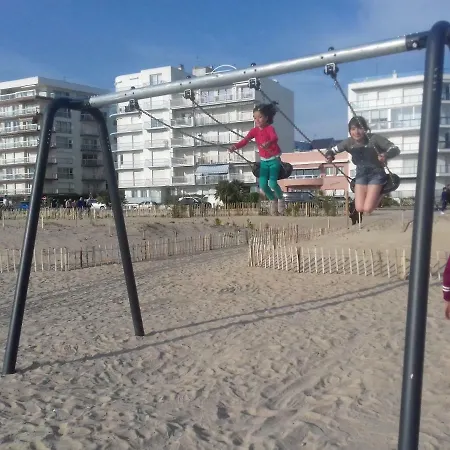 Le Gallieni, Face Mer, Vous Accueille En Ete Comme En Hiver! Pornichet