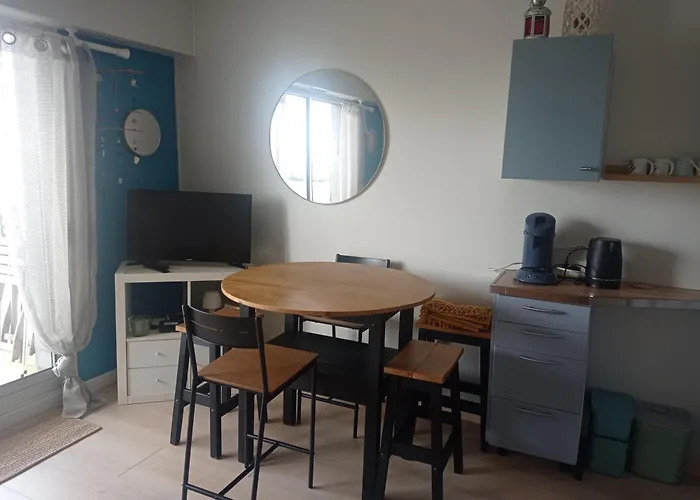 Le Galliéni Vue Panoramique Face A Fait Peau Neuve! *